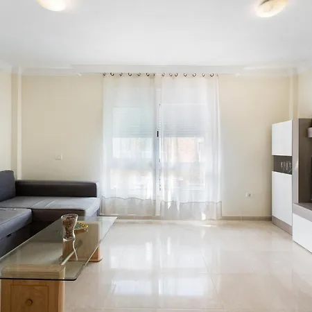Playa San Juan - Brisas - 2 Min